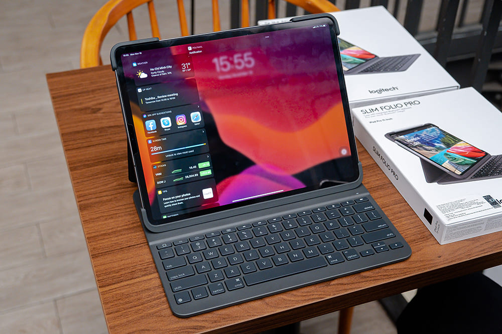 Bàn phím kèm bao da Logitech SLIM FOLIO Pro for Ipad Pro 12.9inch (Gen 3)
