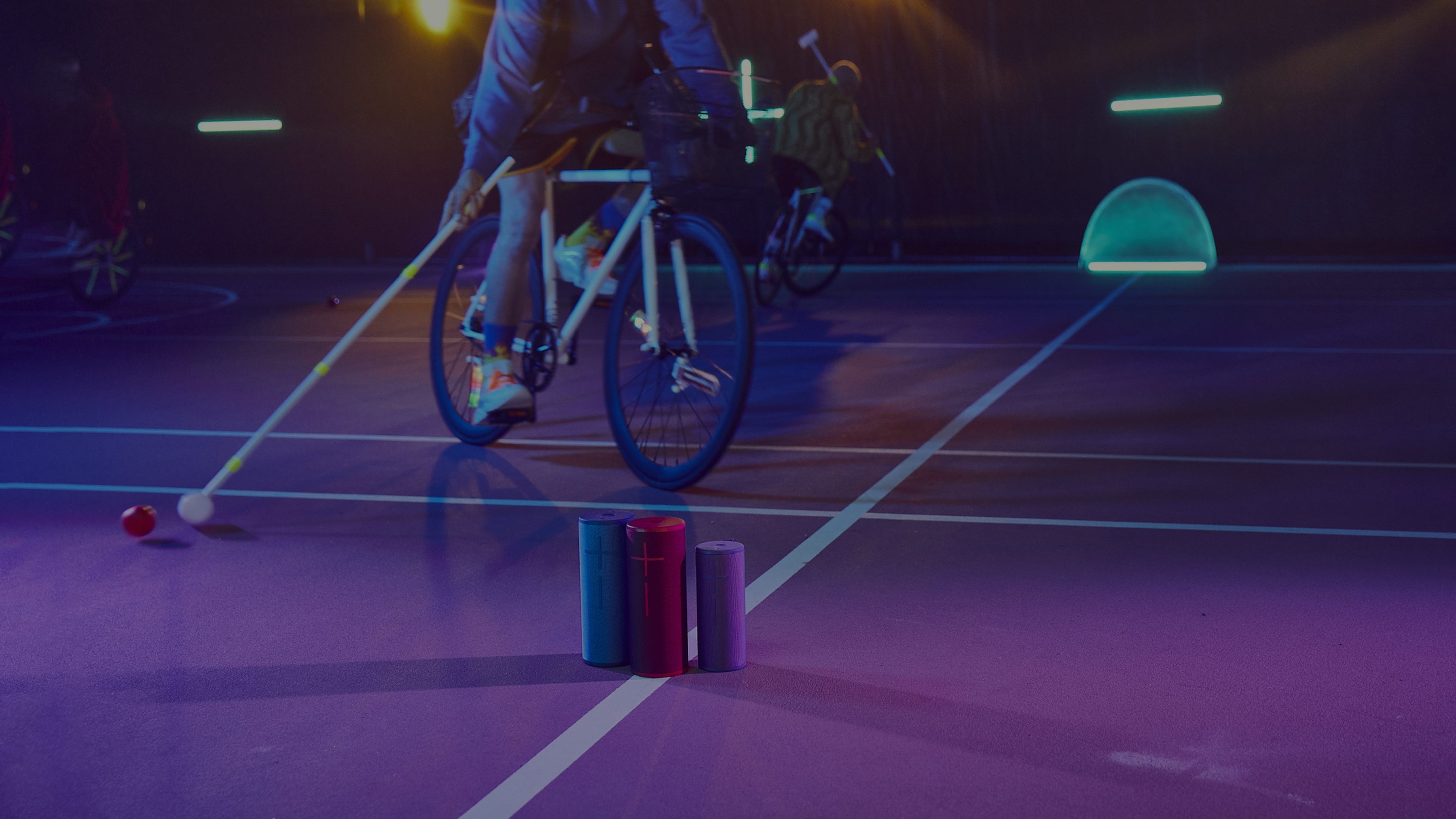 Đanɡ tải tinhte_megaboom3-feature2-desktop.png.imgw.3600.3600.jpg…