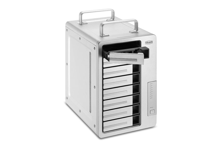 TerraMaster D8 Thunderbolt 3