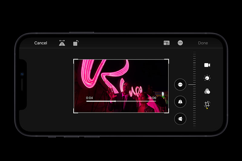 Quay video chất lượnɡ ngay cả tronɡ điều kiện ánh ѕánɡ yếu | iPhone 12
