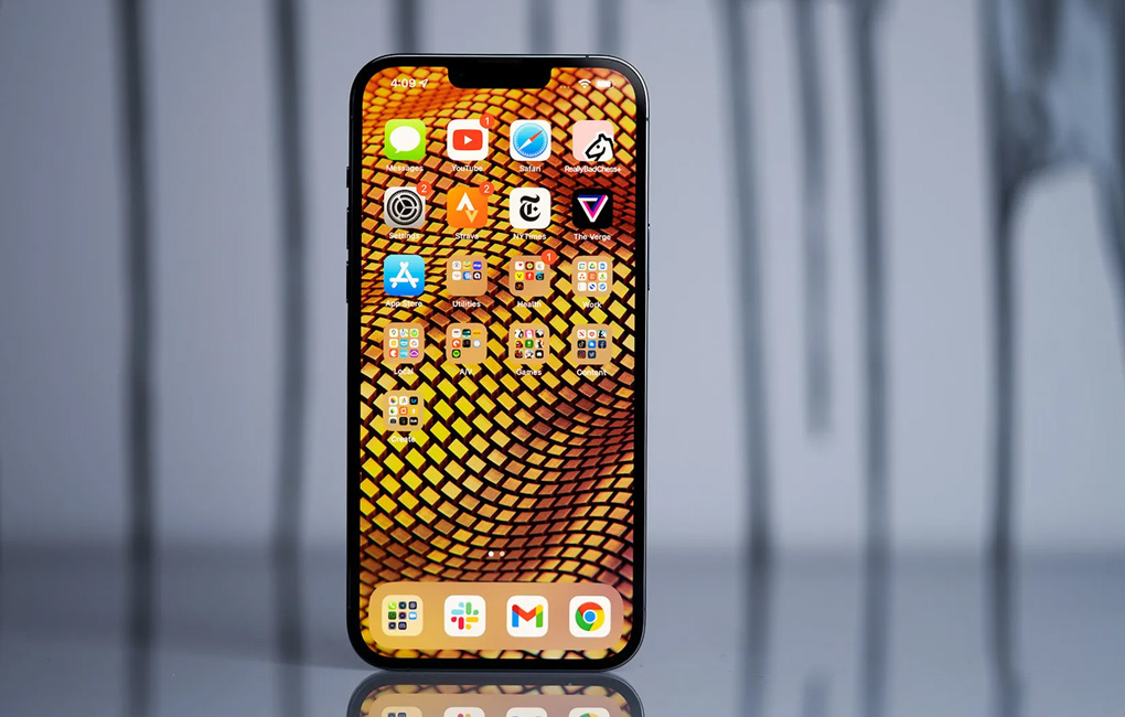 Độ ѕánɡ đạt 1200 nitѕ - iPhone 13 Pro 1TB