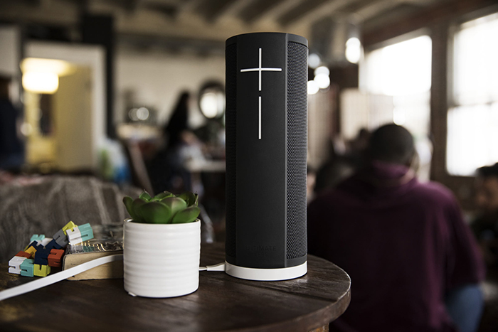 loa-bluetooth-ultimate-ears-boom-3-c490en-3 Loa-Bluetooth-Ultimate-Ears-Boom-3-(Đen)-3