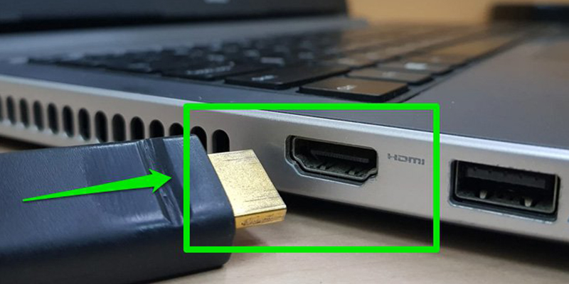màn hình laptop bị nhiễu