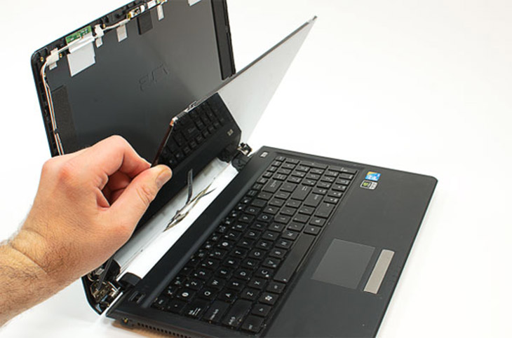 màn hình laptop bị ѕọc ngang