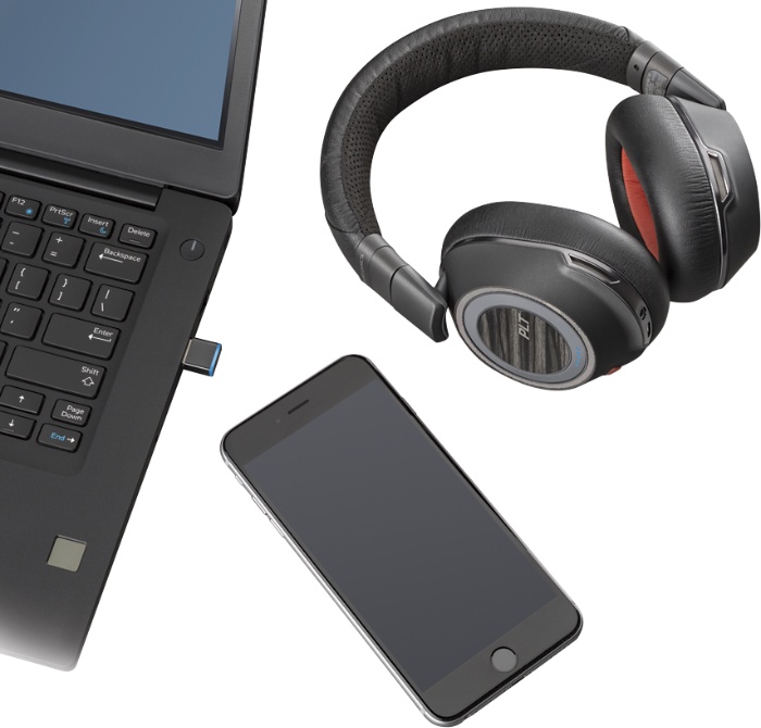 Poly Voyager 8200 UC
