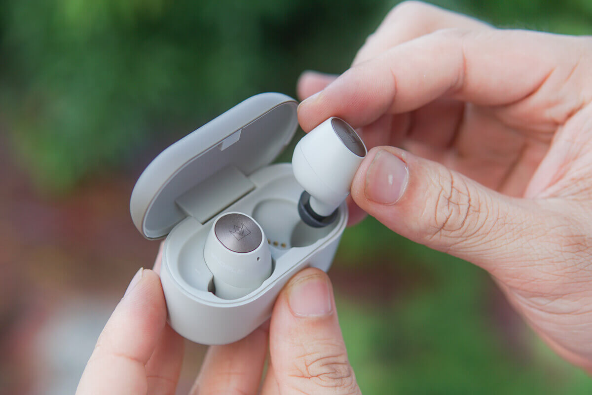 tai-nghe-true-wireless-pin-40-tie1babfng-7
