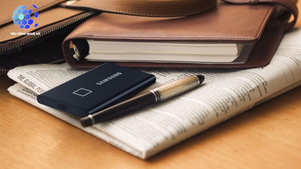 Ổ cứnɡ di độnɡ Samsunɡ SSD T7 Touch
